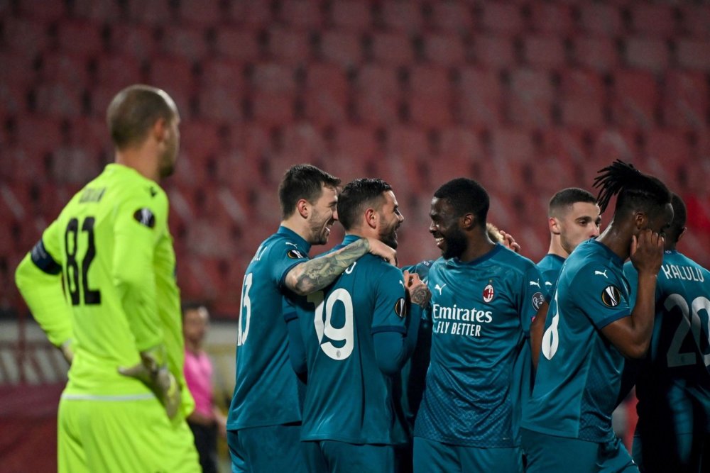  AC米兰德比战绝平国际米兰保留争四希望  