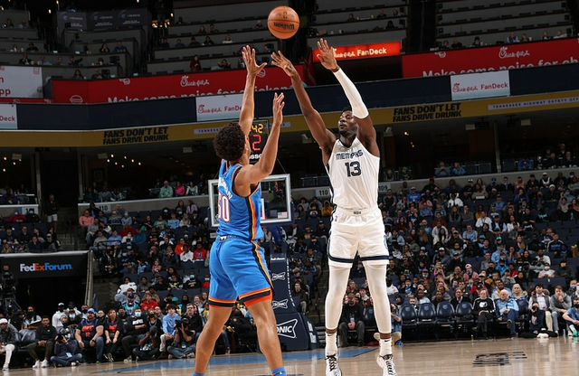  亚历山大压哨跳投准绝杀，雷霆一分险胜爵士保留悬念