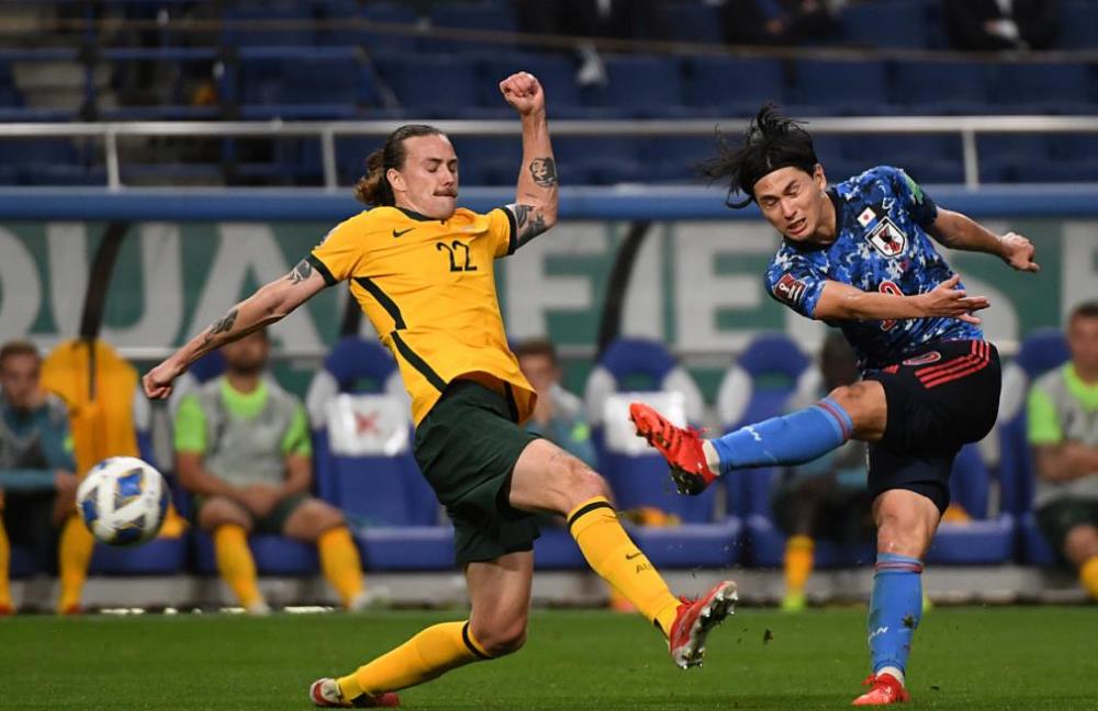  奥格斯堡替补奇兵建功, 补时绝杀带走宝贵三分  